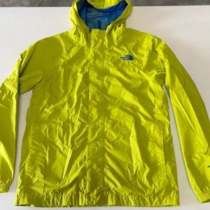 The north face boys rain jacket size L(14-16)